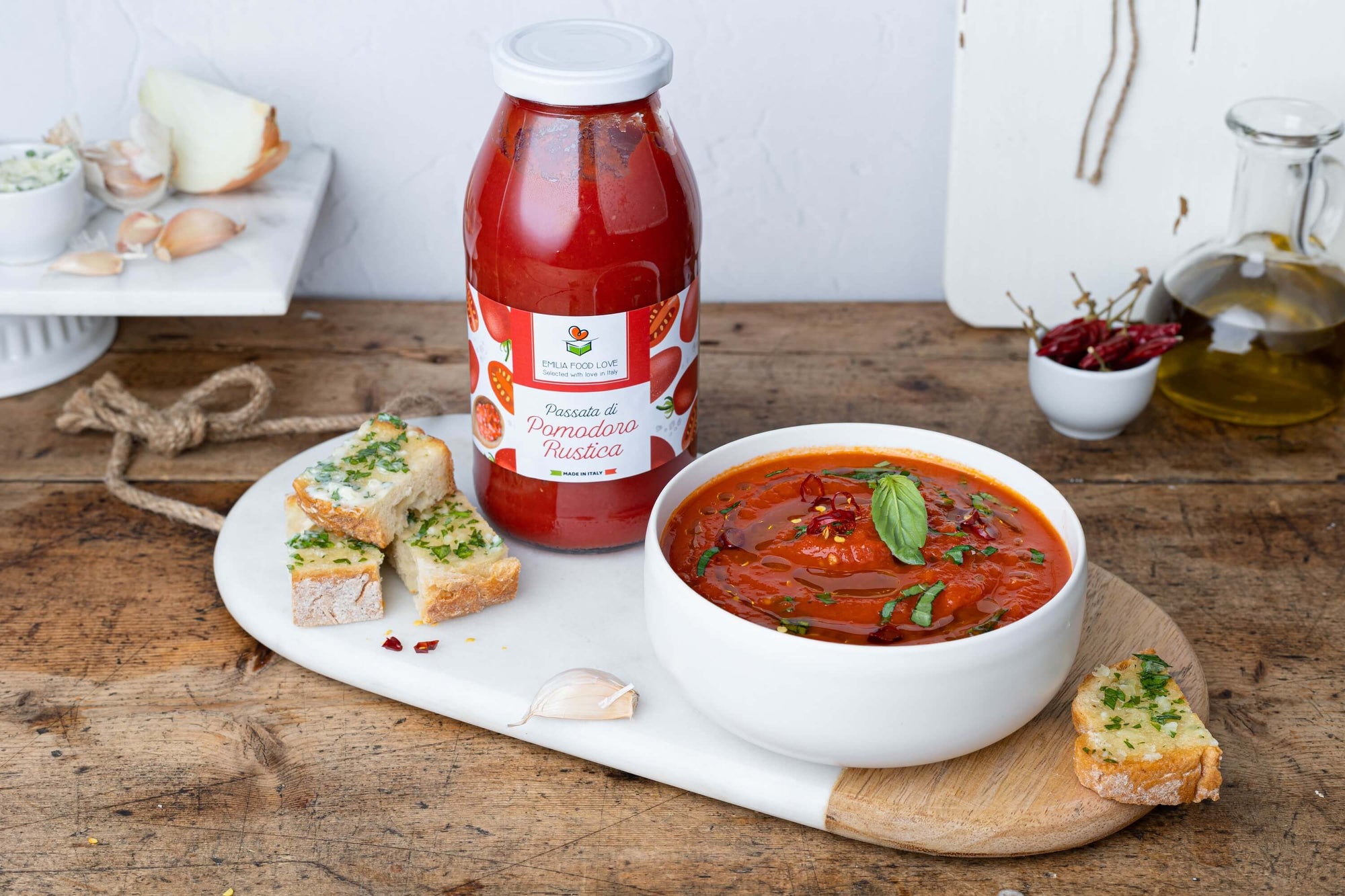 MARINARA SAUCE with garlic bread