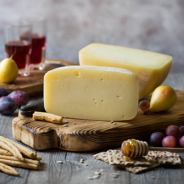 Semi Aged Pecorino from Reggio Emilia Apennines